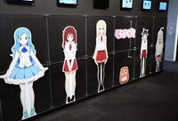 「干物妹！うまるちゃん展 ～うまるとゆかいな仲間たち～」よりアニメにまつわる展示コーナー。(c)2017 サンカクヘッド／集英社・「干物妹！うまるちゃんR」製作委員会
