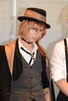 中原中也役の植田圭輔。