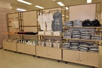 「ガールズ＆パンツァー博覧会」グッズ販売エリアの様子。