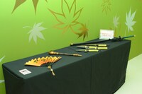 「煉獄に笑う ～舞台×原作～展」のフォトスポット。