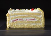 「機動戦士ガンダム00 10th Anniversary ケーキセット」断面図。