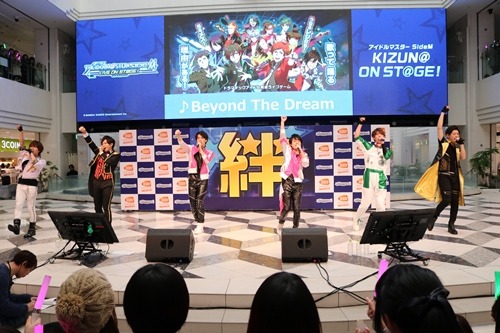 ライブコーナーの様子。