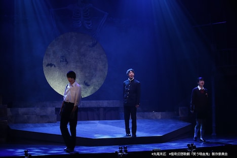 「怪奇幻想歌劇『笑う吸血鬼』」ゲネプロの様子。