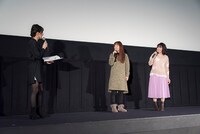 アニメ「劇場版 カードキャプターさくら 封印されたカード」リバイバル上映の舞台挨拶の様子。