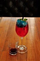 ソラZENONで飲める「レイの余命ちょい足しブルー」。