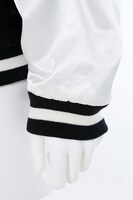 ヨーコモデルのスカジャン