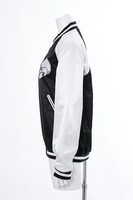 ヨーコモデルのスカジャン