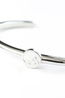 ヨーコモデルのブレスレット