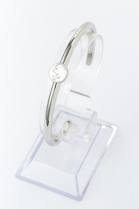 ヨーコモデルのブレスレット