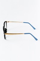 カミナモデルのメガネ