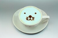 「ぼのぼのラテ」※絵柄は全2種で、ランダムで提供。