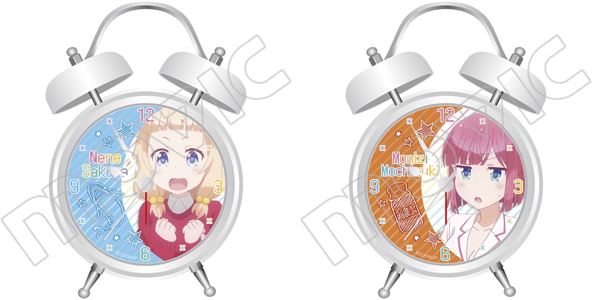 「NEW GAME!! 音声入り目覚まし時計」左が桜ねねモデル、右が望月紅葉モデル。
