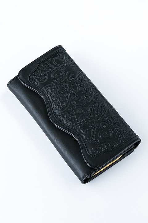 アニメ「ジョーカー・ゲーム」モデルの長財布。