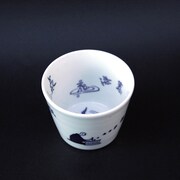 「阿・吽」と「特別展『仁和寺と御室派のみほとけ－天平と真言密教の名宝－』」のコラボグッズより、そば猪口。