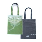 「阿・吽」と「特別展『仁和寺と御室派のみほとけ－天平と真言密教の名宝－』」のコラボグッズより、トートバッグ。