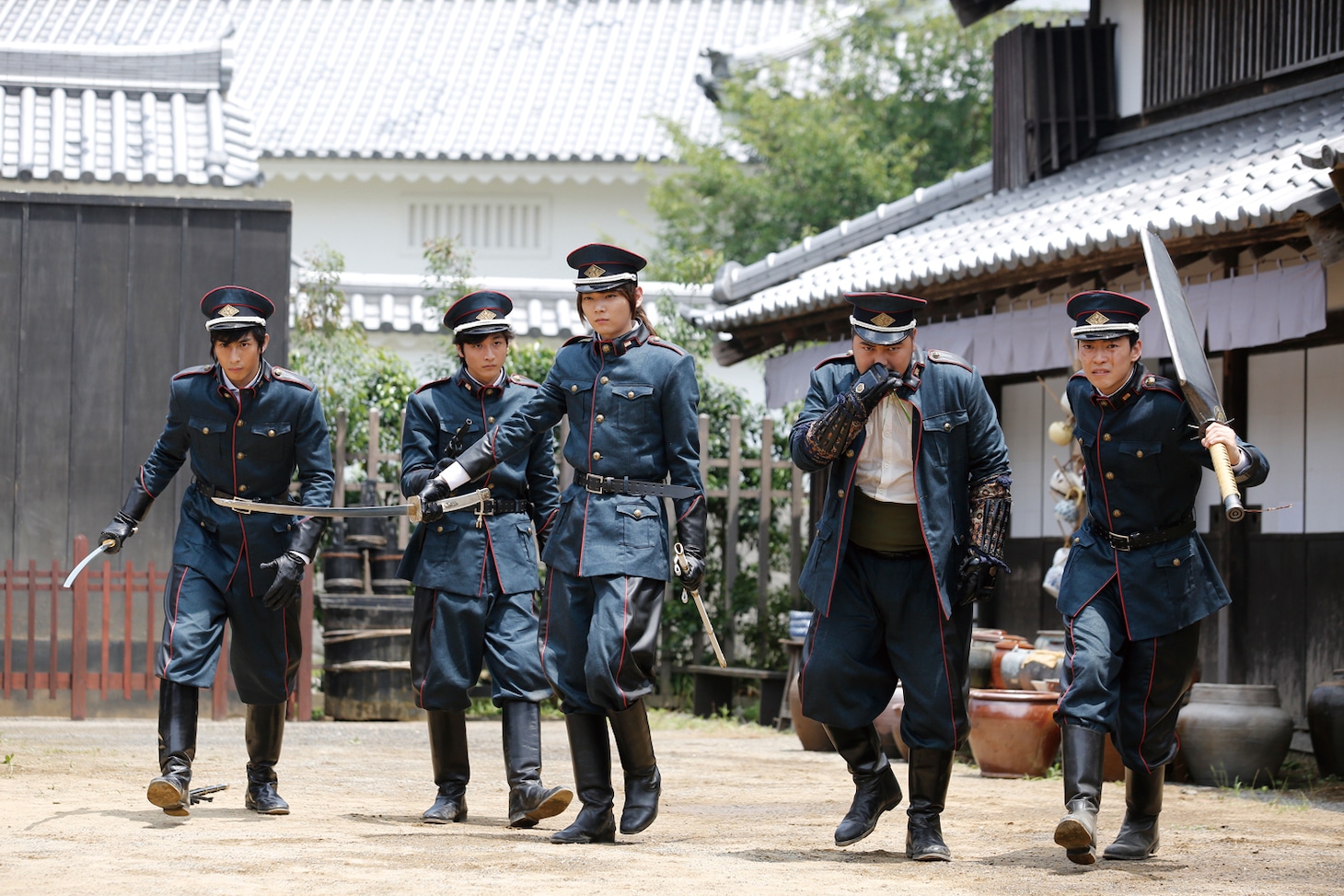 映画「曇天に笑う」場面写真