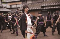 映画「曇天に笑う」場面写真