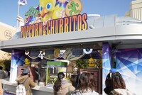 「ファイナルファンタジー」のキッチンカー。