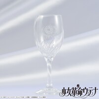 グラスの裏面。