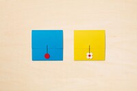 「ケース入りハンカチ」のパッケージ。