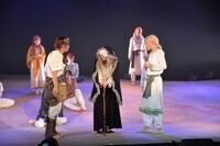 舞台「クジラの子らは砂上に歌う」ゲネプロより。