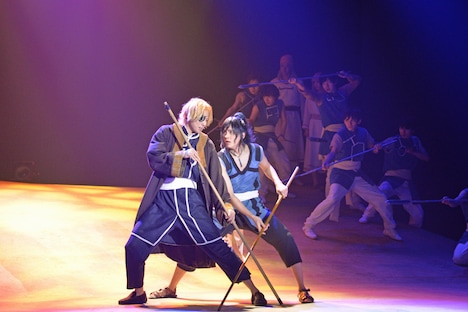 舞台「クジラの子らは砂上に歌う」ゲネプロより。