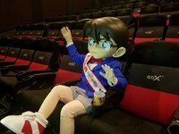 赤井秀一と安室透の活躍を見守るコナン。