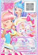 「データカードダス アイカツスターズ!」のカード。