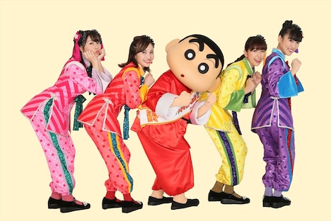 ももいろクローバーZとしんのすけ。