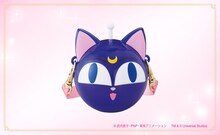 「セーラームーン・スペシャル・エクスプレス・パス」特典の「『ルナPボール』ラムネケース」。 画像提供：ユニバーサル・スタジオ・ジャパン
