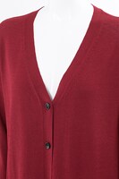 アーチャーモデルのロングカーディガン。