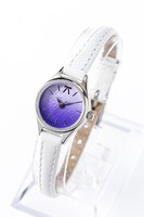 間桐桜モデルの腕時計。