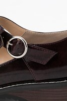 間桐桜モデルのパンプス。