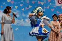 左から本泉莉奈、キュアアンジュ、引坂理絵、キュアエール。