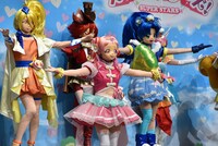 「HUGっと！プリキュア」「映画プリキュアスーパースターズ！」合同会見の様子。