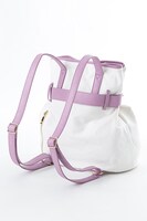 暁美ほむらモデルのバッグ。