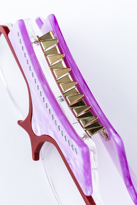 暁美ほむらモデルのヘアクリップ。