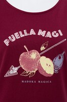 佐倉杏子モデルのTシャツ。