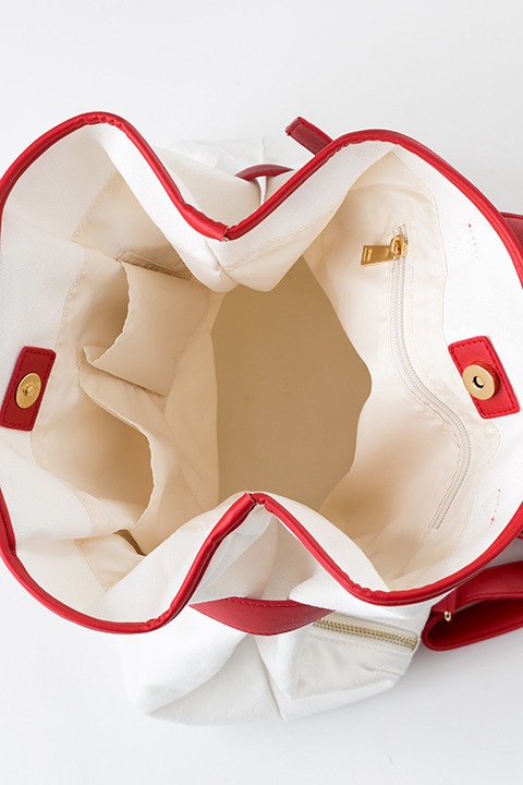 佐倉杏子モデルのバッグ。