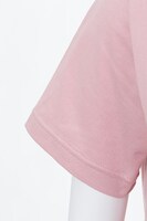 「魔法少女まどか☆マギカ」鹿目まどかモデルのTシャツ。