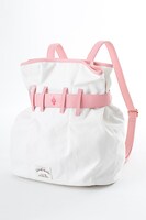 「魔法少女まどか☆マギカ」鹿目まどかモデルのバッグ。