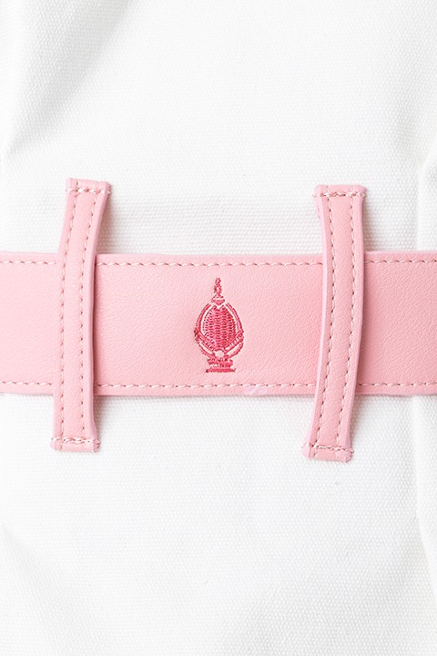 「魔法少女まどか☆マギカ」鹿目まどかモデルのバッグ。