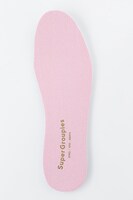 「魔法少女まどか☆マギカ」鹿目まどかモデルのスニーカー。