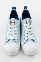 美樹さやかモデルのスニーカー。