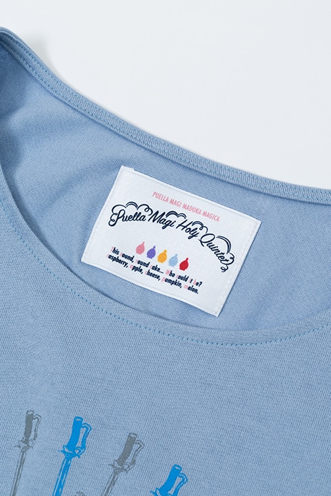 美樹さやかモデルのTシャツ。