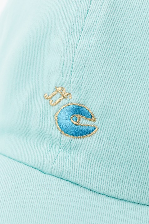 美樹さやかモデルのキャップ。