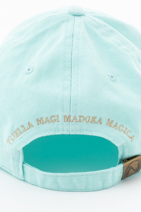 美樹さやかモデルのキャップ。