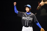 舞台「おおきく振りかぶって」ゲネプロの様子。