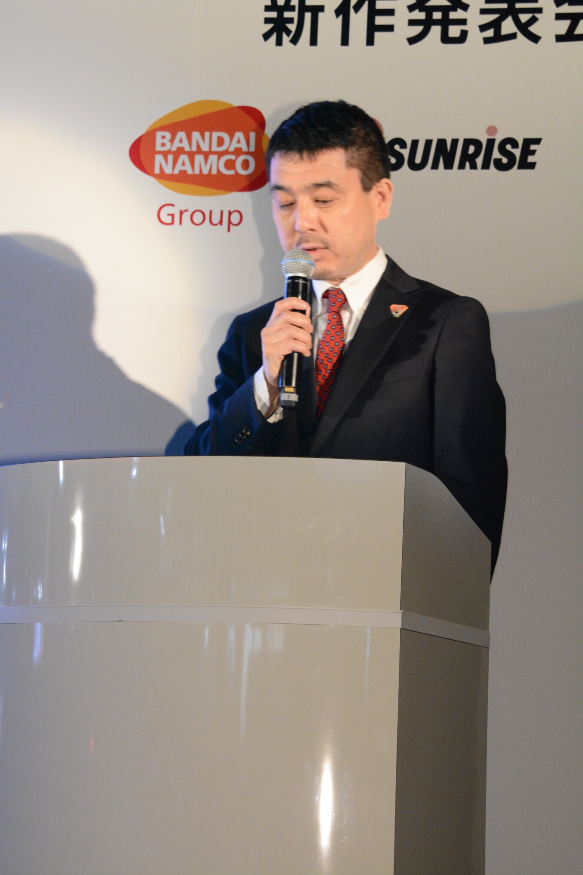 サンライズの取締役・佐々木新氏。