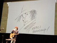 浦沢直樹のパフォーマンスの様子。